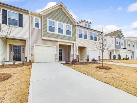 44 Honeydew Way Clayton NC 27520