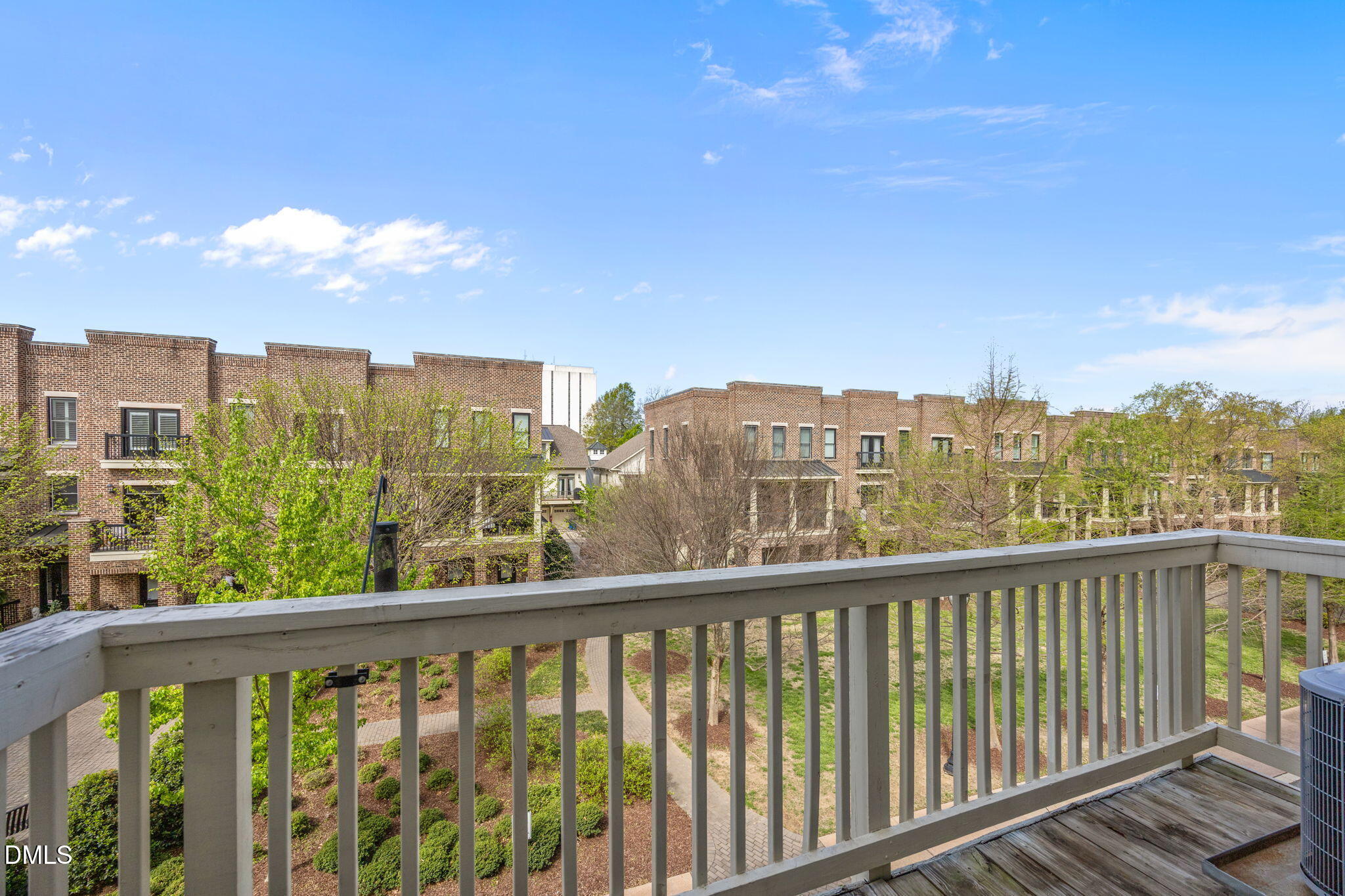 501 N Person Street 207