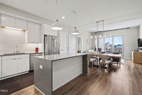 214 Hunt Street Apt 710 Durham NC 27701