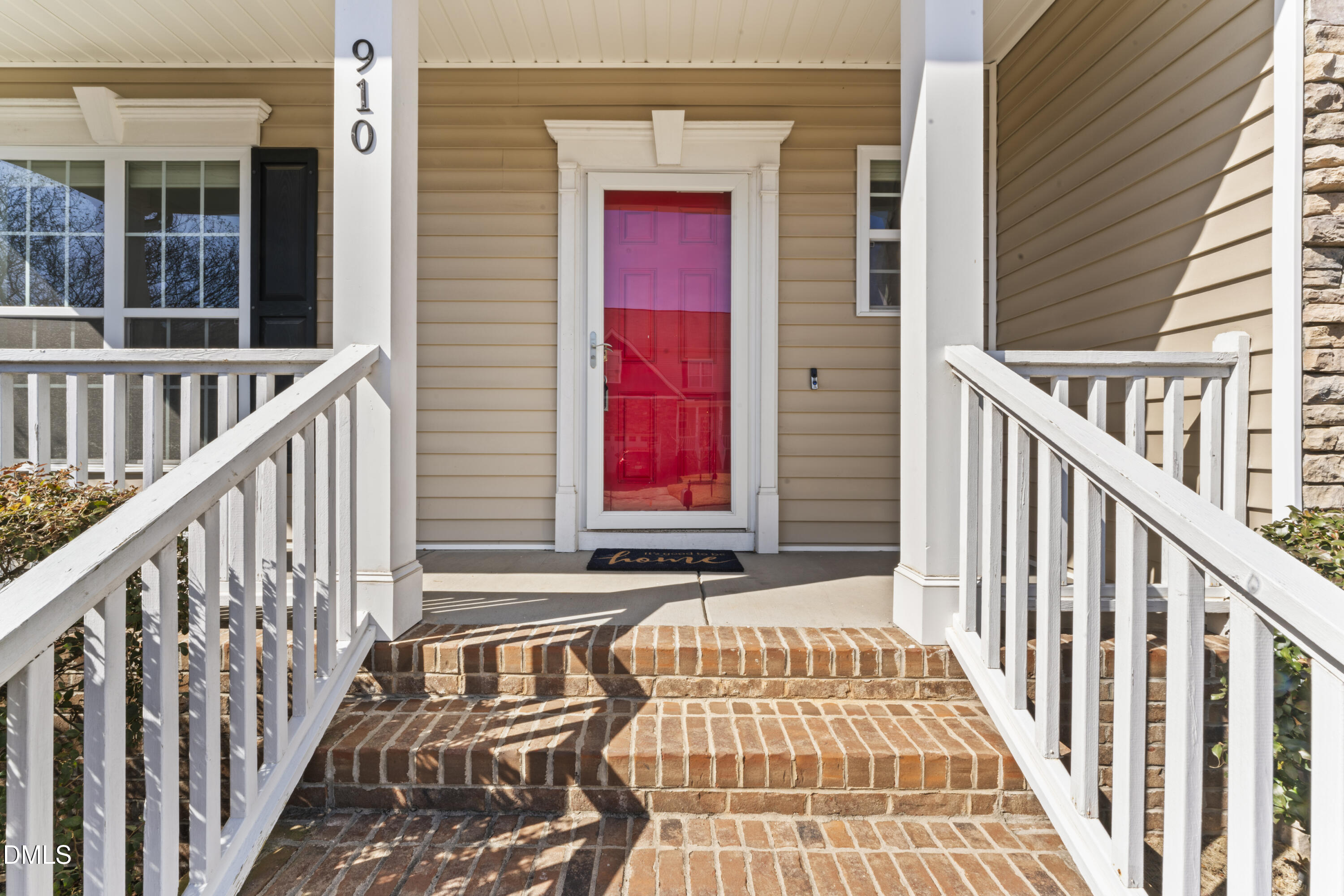 910 Wood Meadow Lane