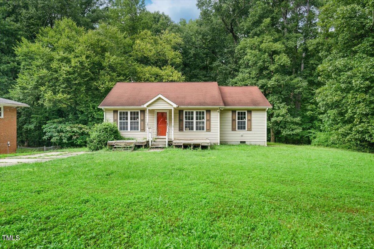 701 E Lavender Avenue