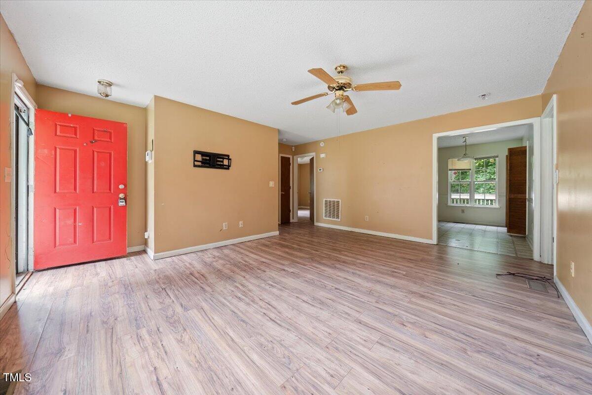 701 E Lavender Avenue