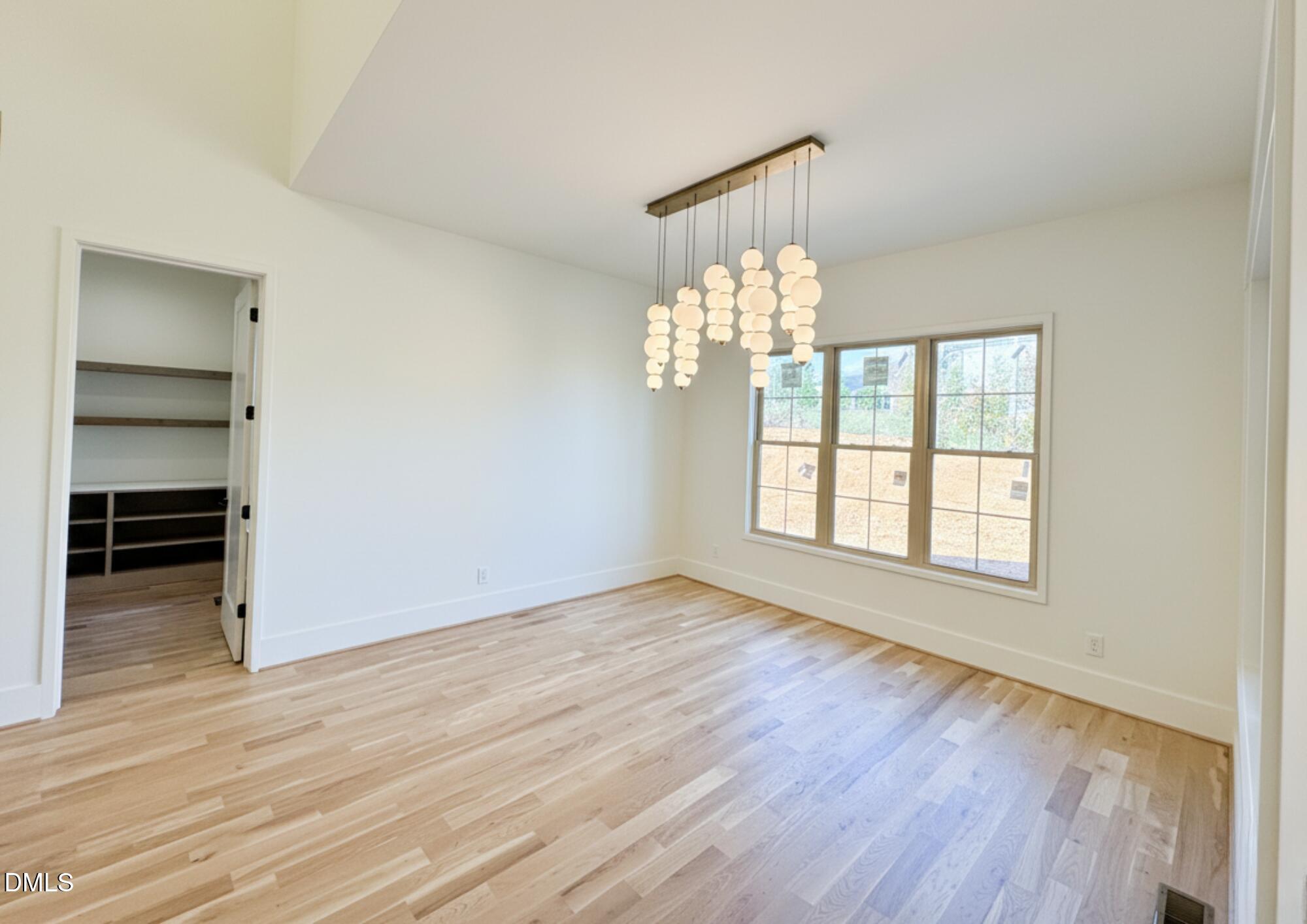 1150 Lochshire Drive