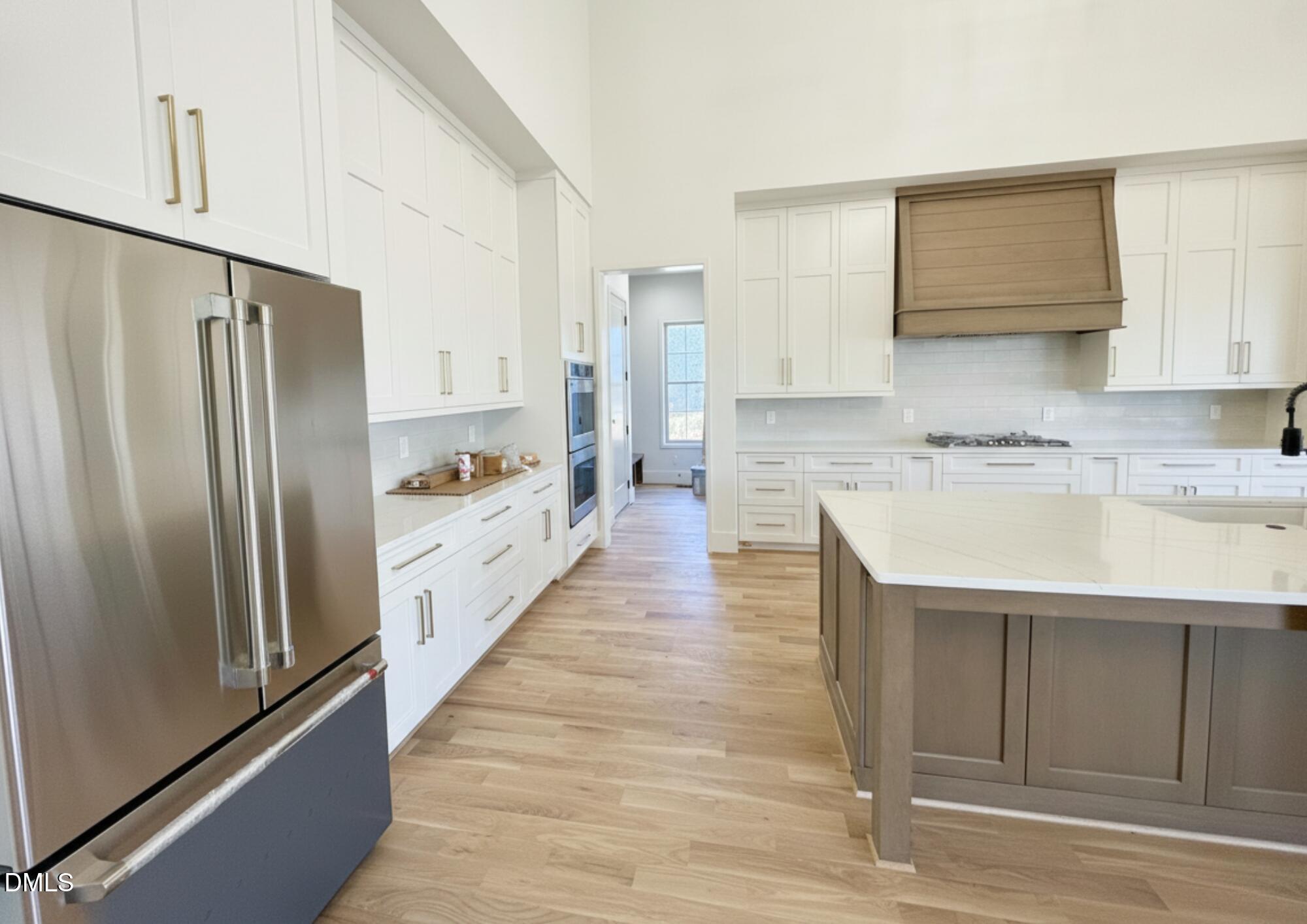 1150 Lochshire Drive