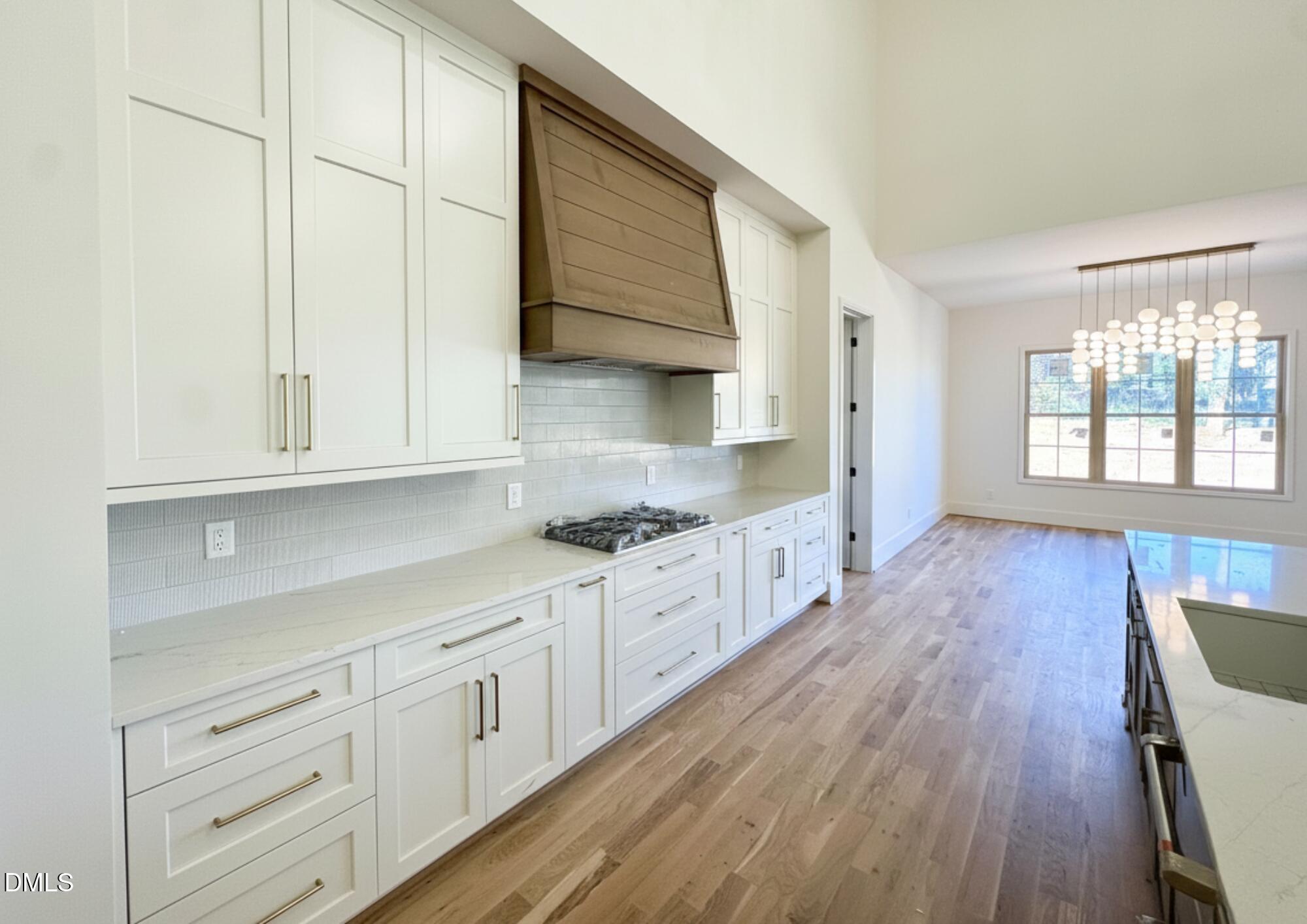 1150 Lochshire Drive