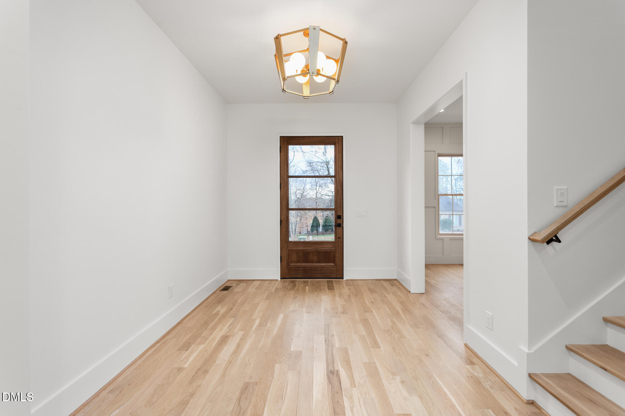 1150 Lochshire Drive