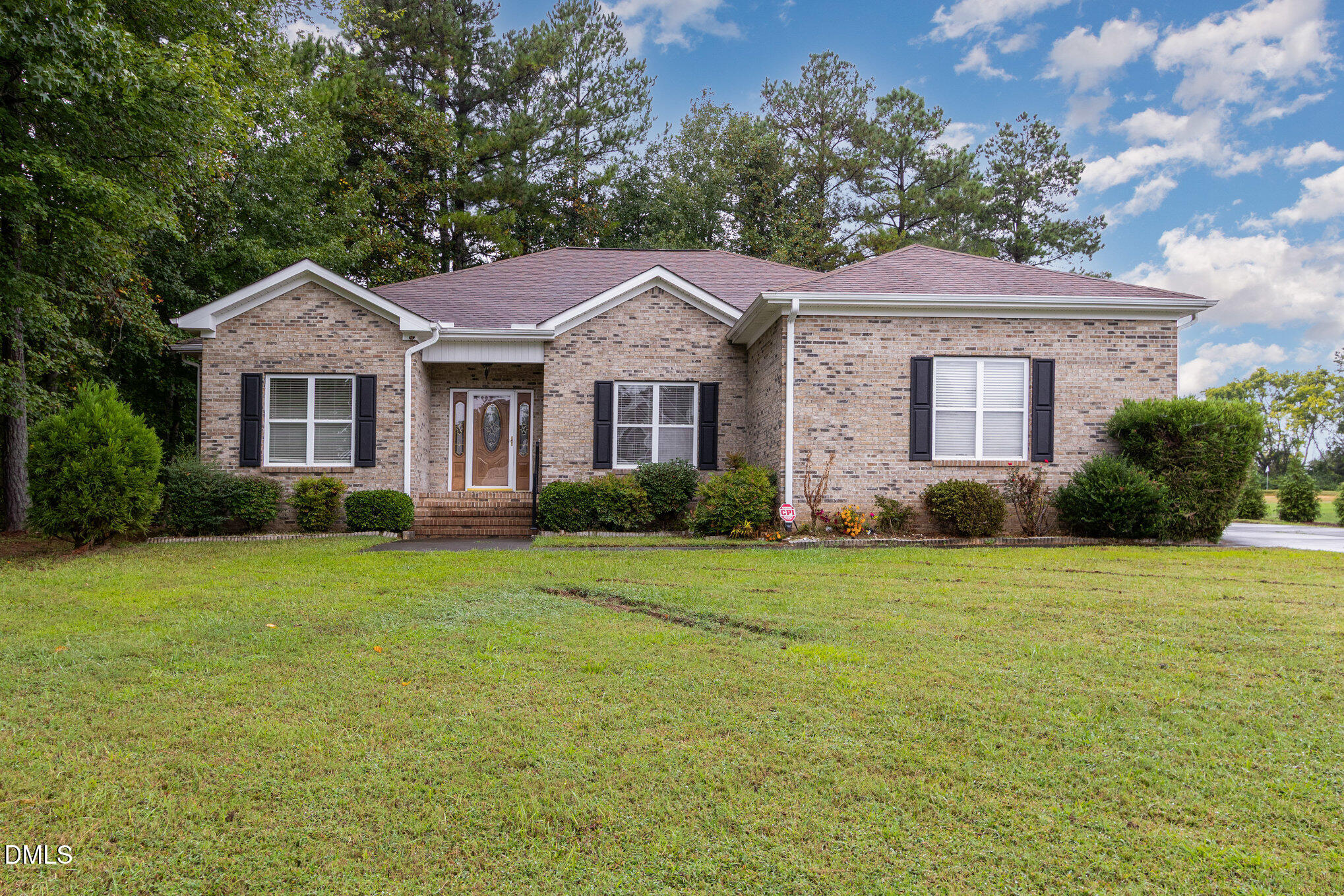 412 Eagle Court