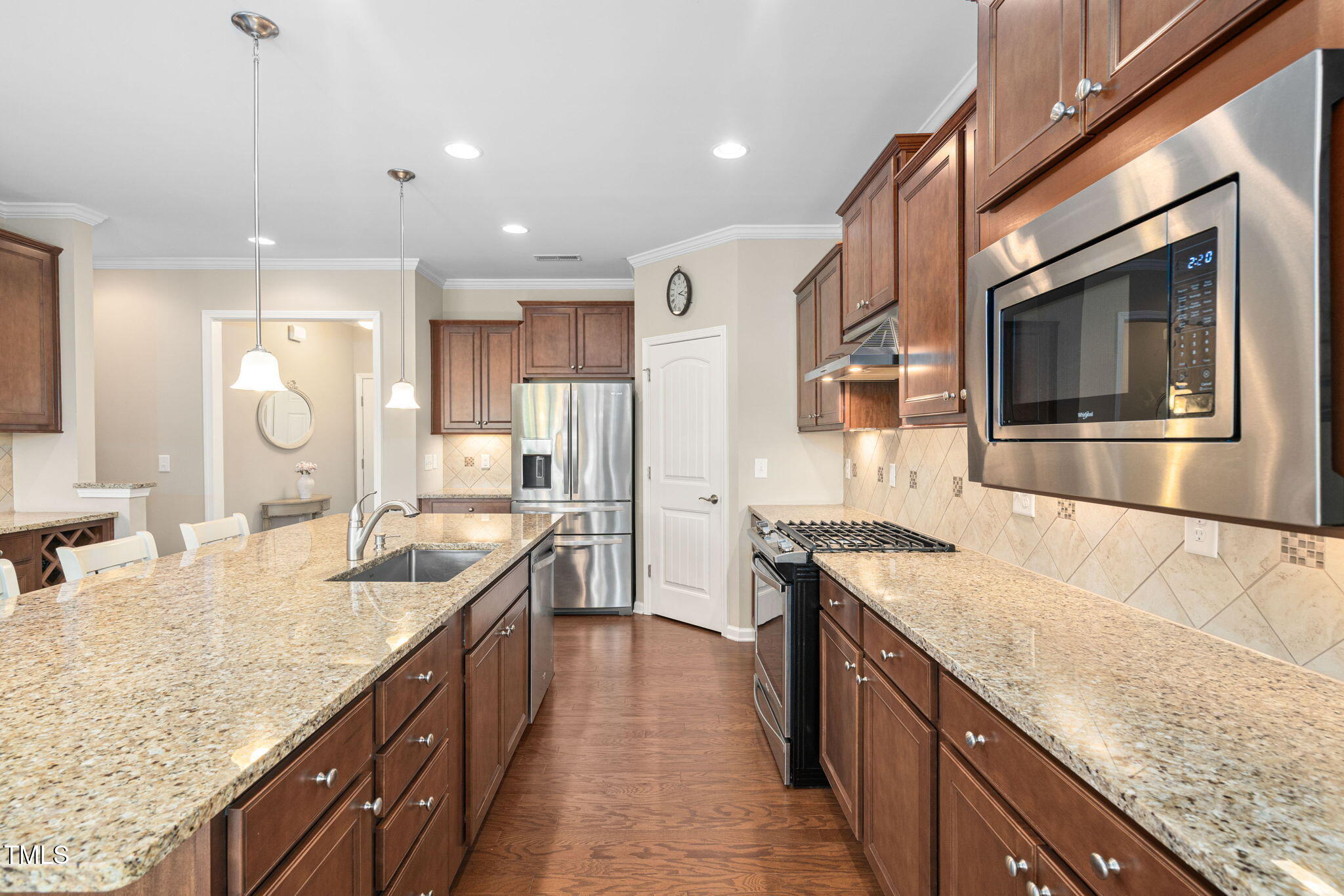 208 Sailfish Court