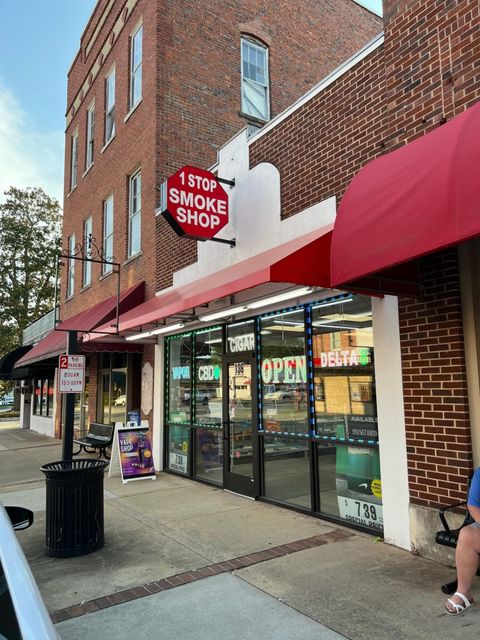 136 S 3rd Street Smithfield NC 27577