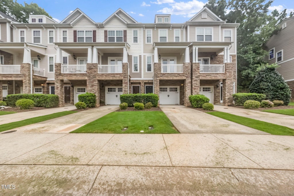 8020 Goldenrain Way, Raleigh, NC 27612, MLS #10113335 - Allen Tate