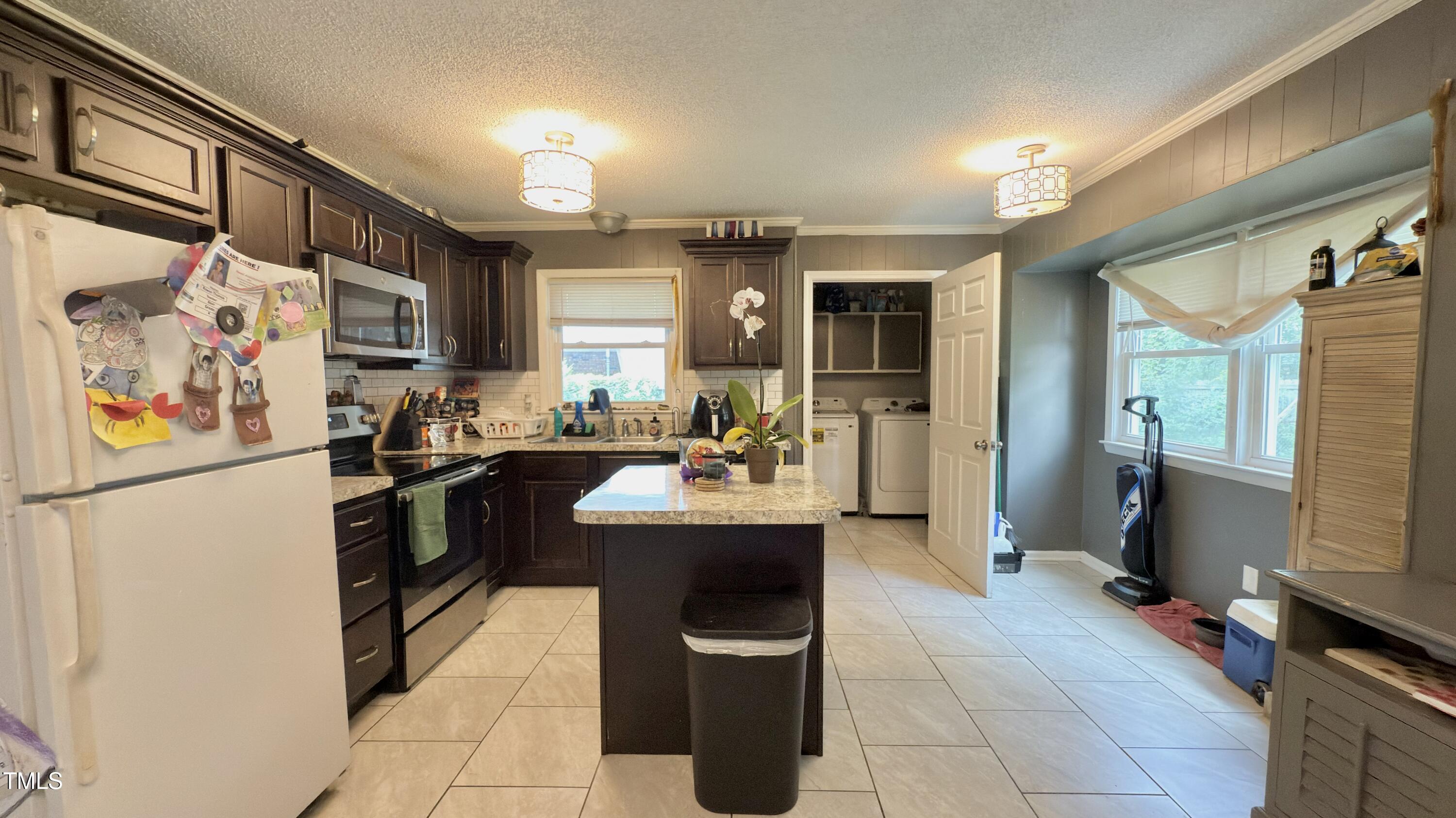 2155 Qualiridge Drive