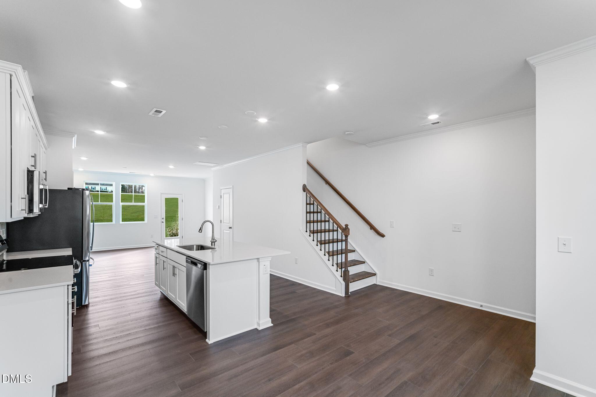 2304 Oakwood Meadows Court