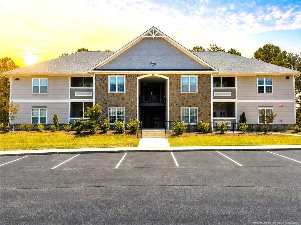 260 Gallery Drive Dr Unit 102