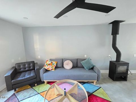 114 Chaucer Court Carrboro NC 27510