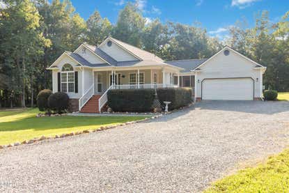 318 Davis Farm Dr – Investment Home