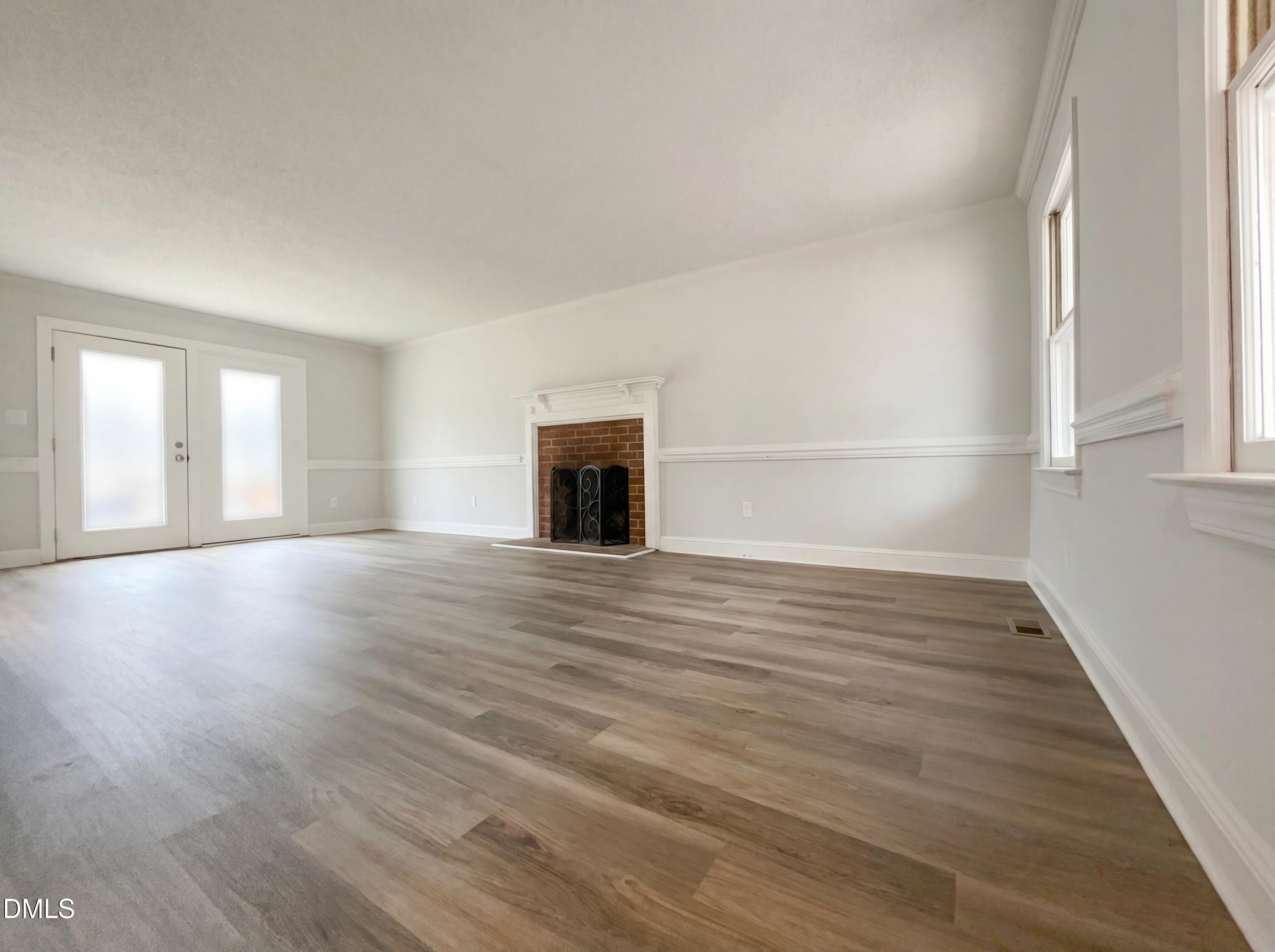 8612 Clovehitch Court