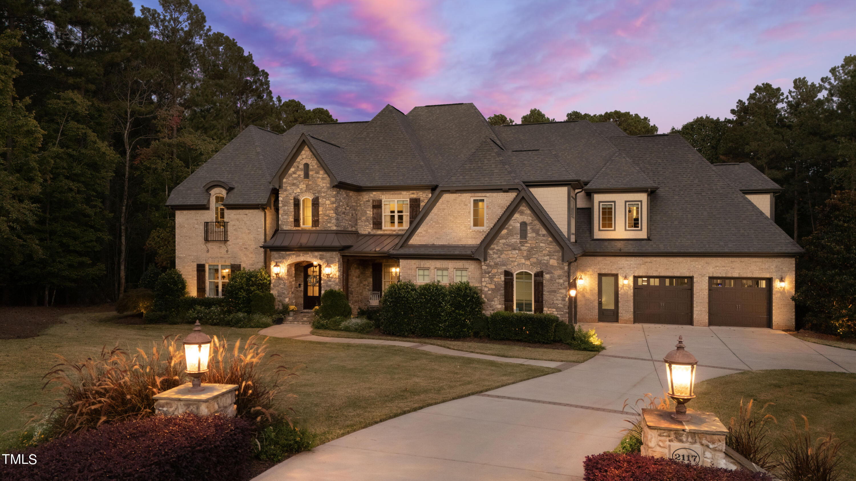 2117 Blue Haven Court