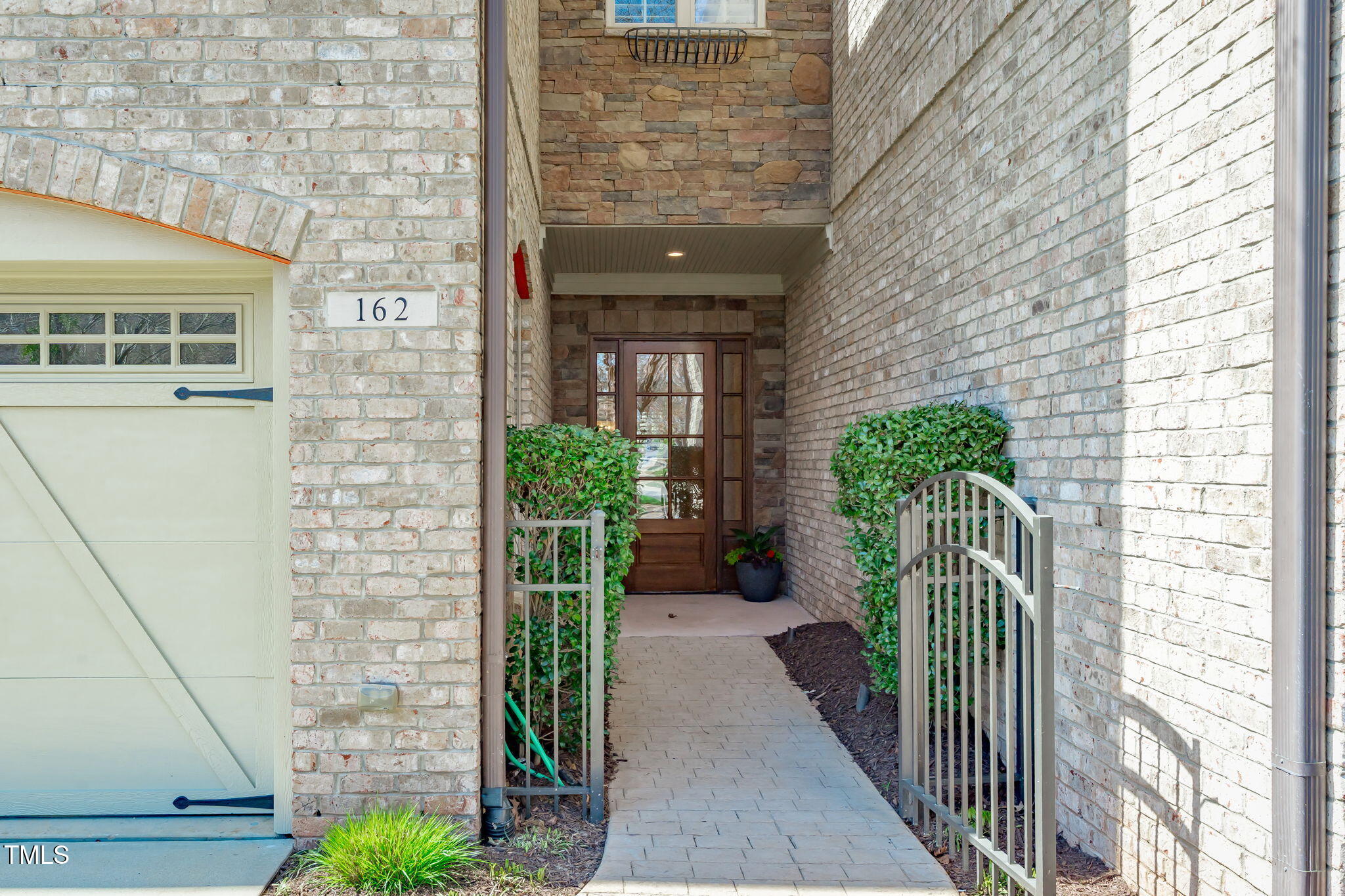 162 Arabella Court