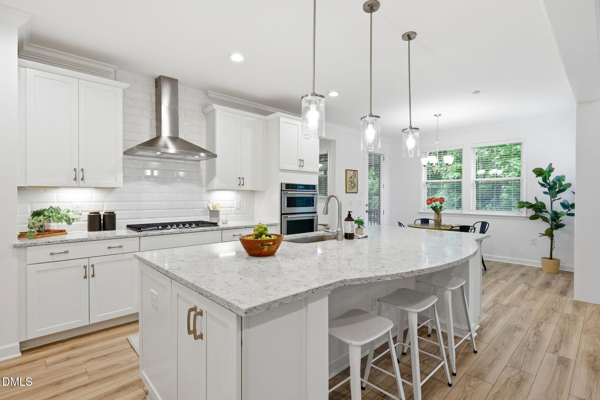 1121 Manchaca Loop
