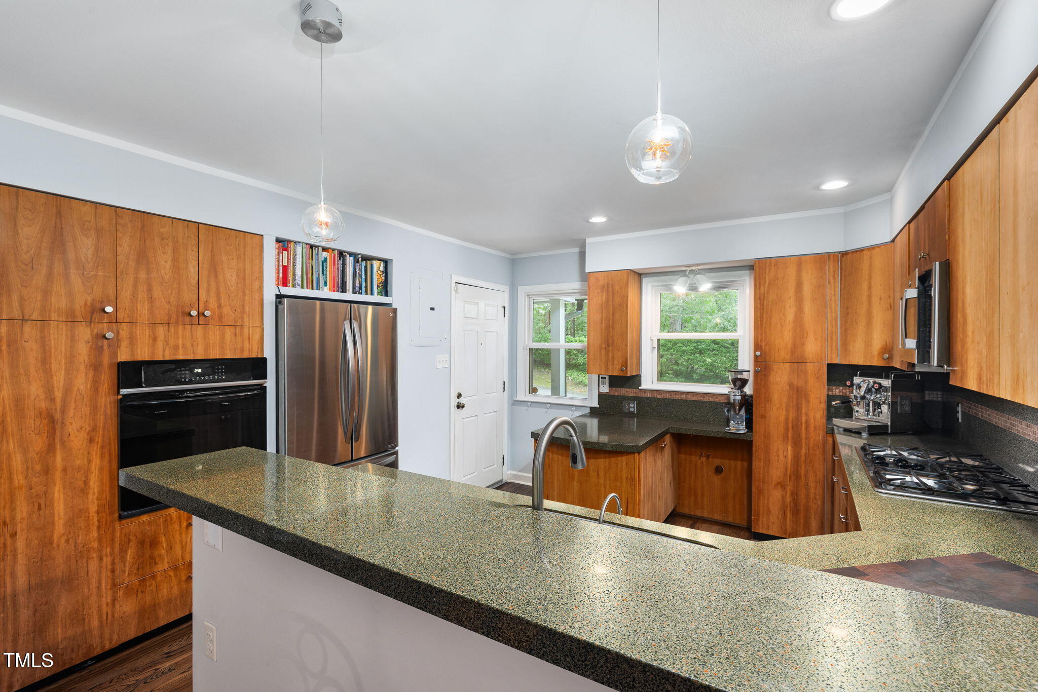 700 Tinkerbell Road