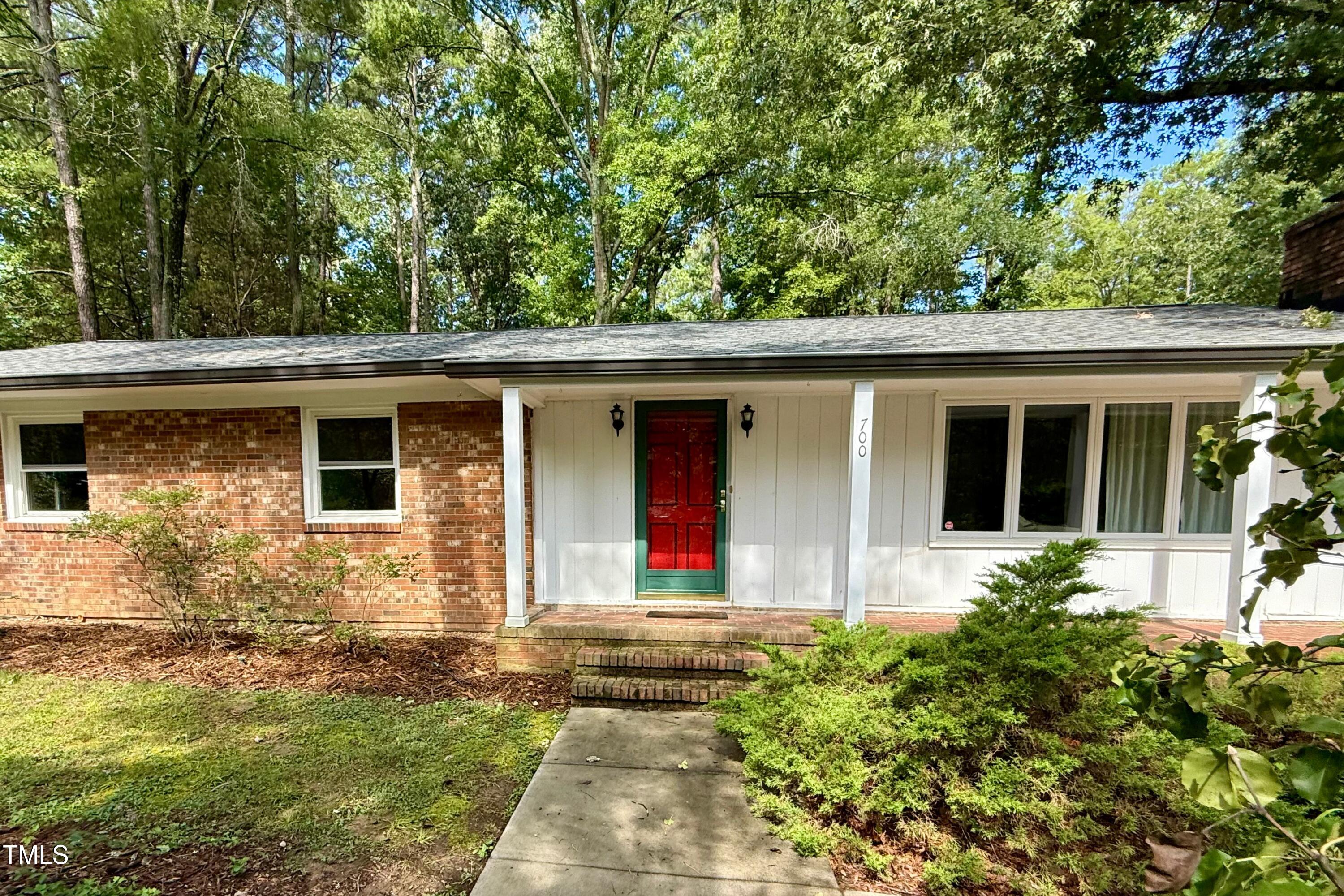 700 Tinkerbell Road