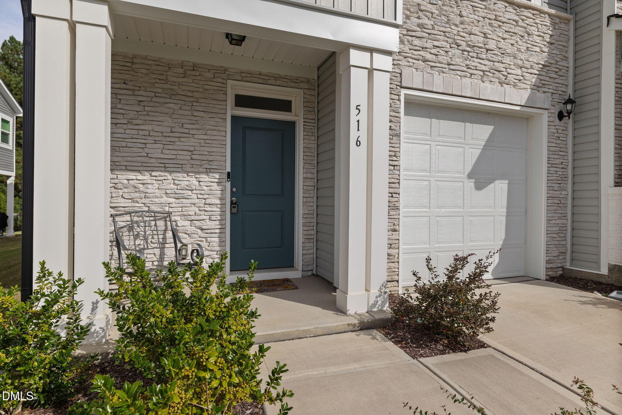 516 Barrington Row Avenue