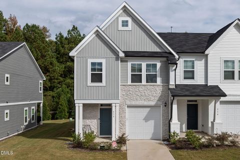 516 Barrington Row Avenue Zebulon NC 27597