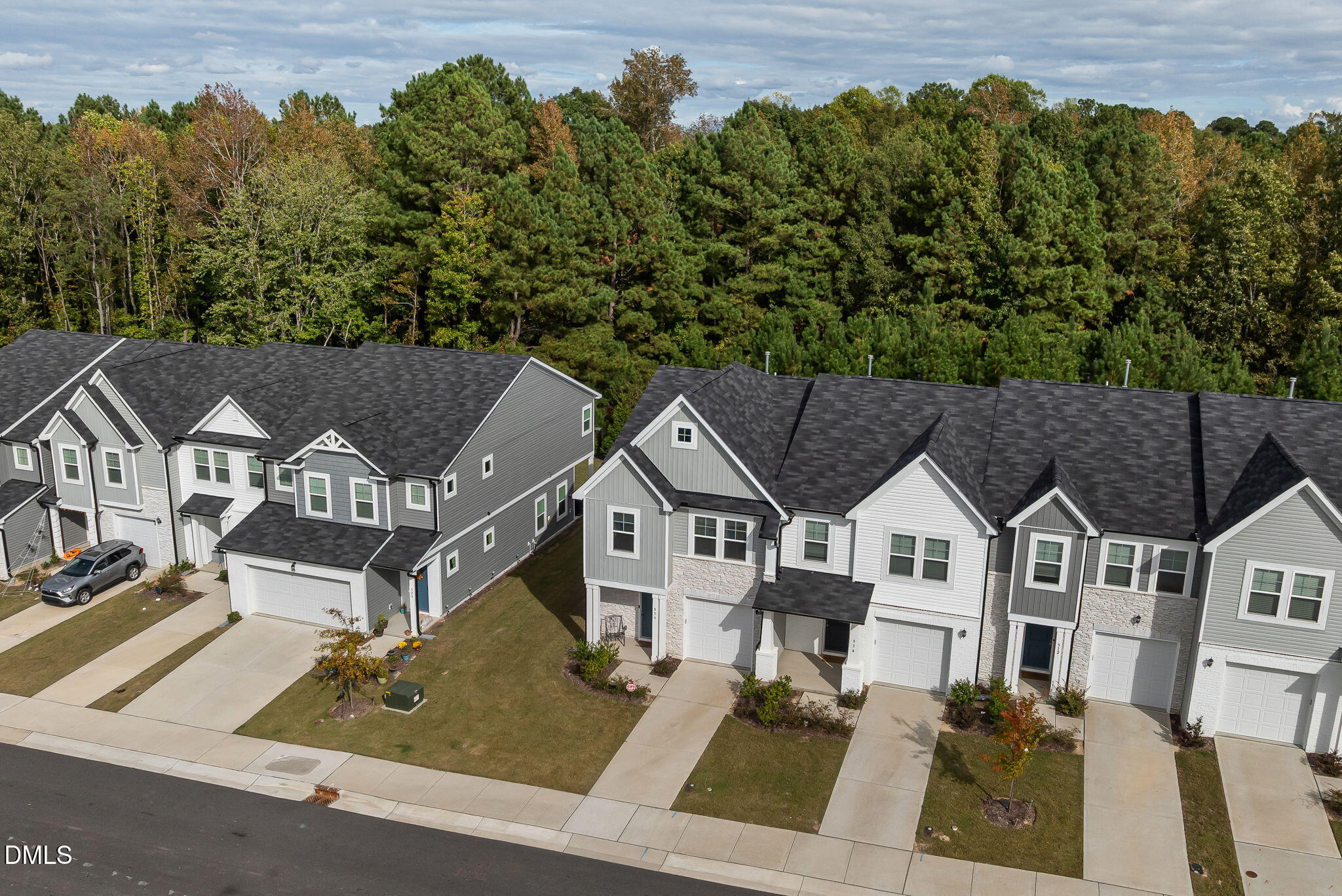 516 Barrington Row Avenue