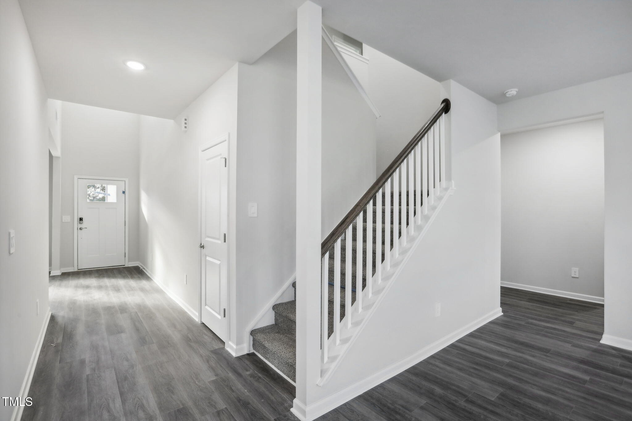 601 White Birch Lane
