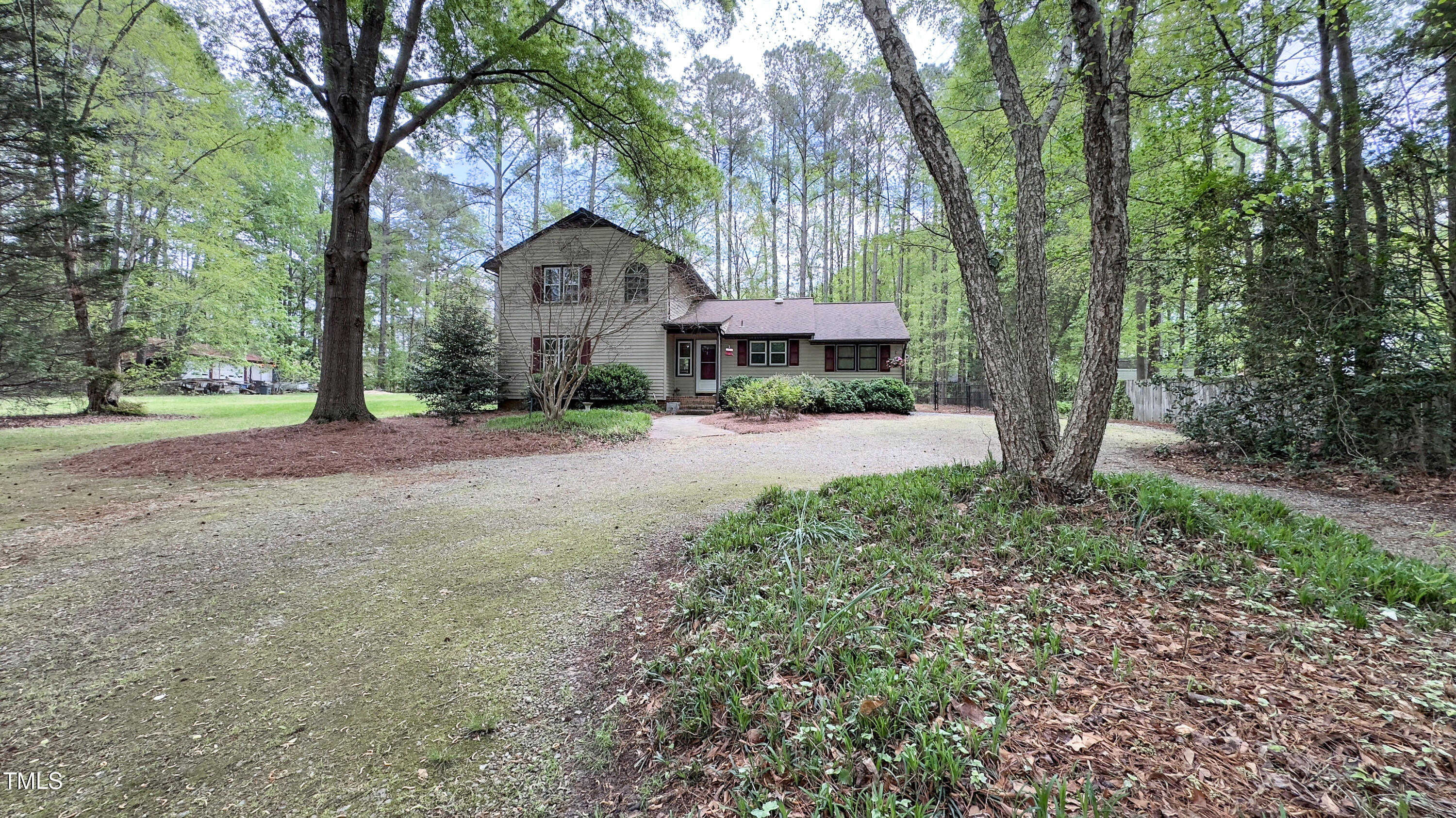 5728 Carriagehouse Court