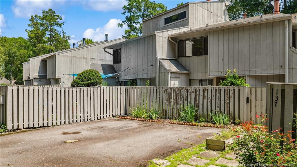 137 Mallards Cove