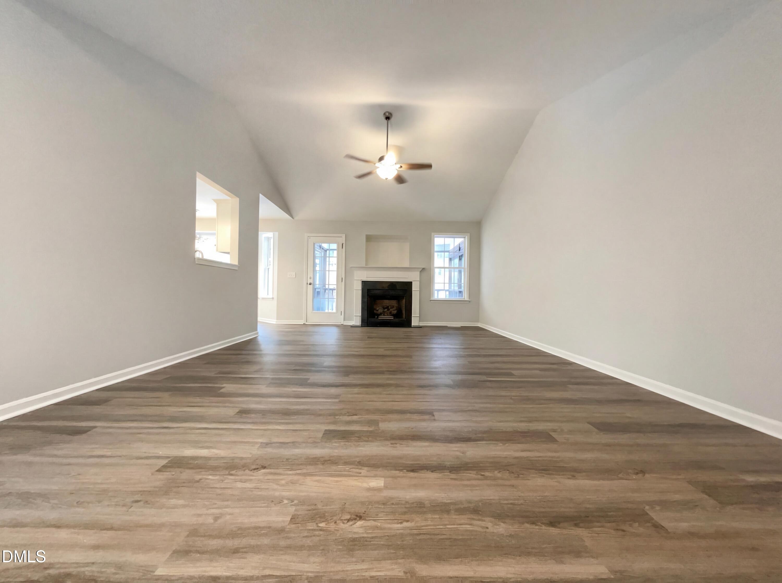 100 Broken Lance Drive