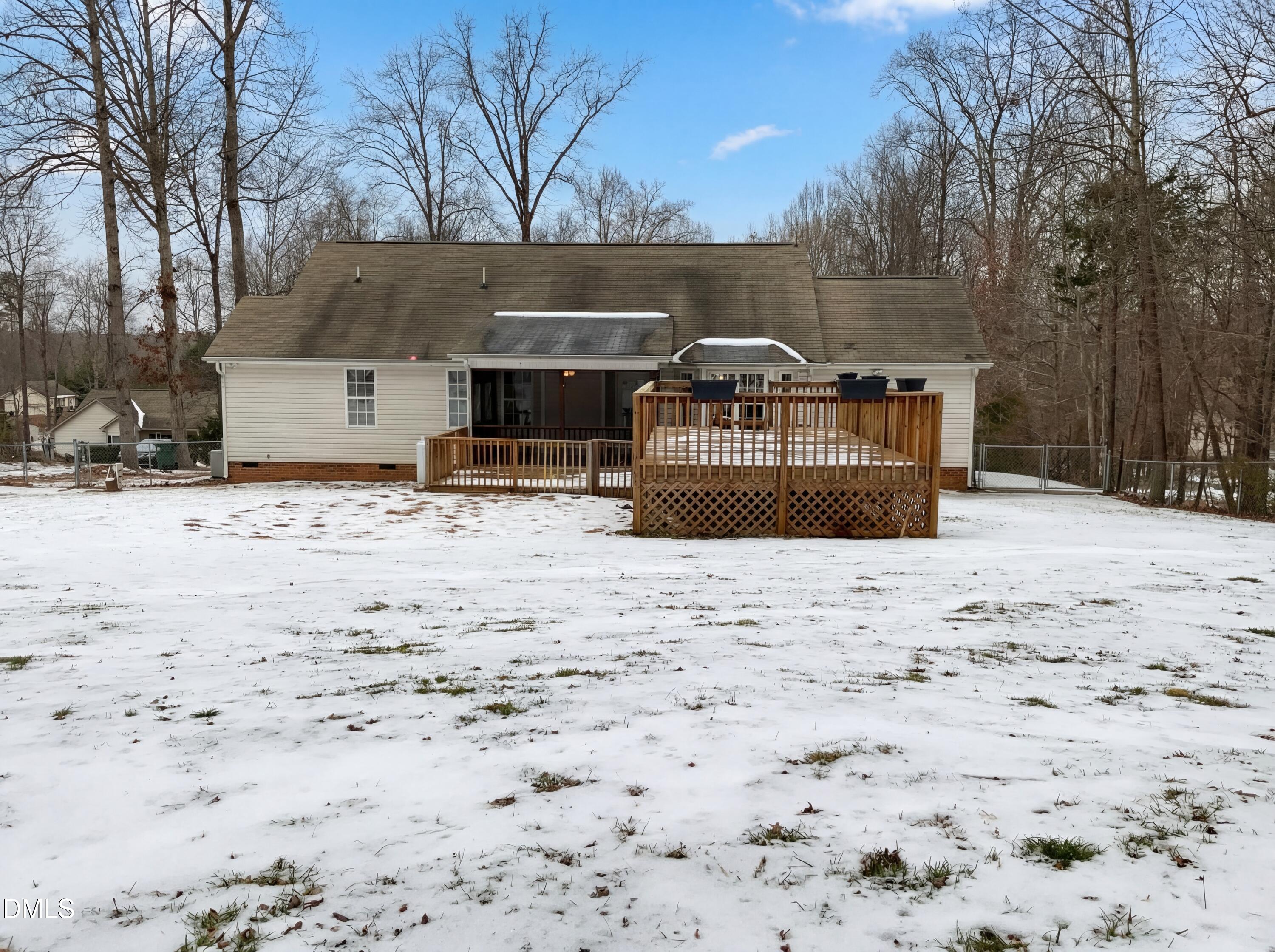 100 Broken Lance Drive