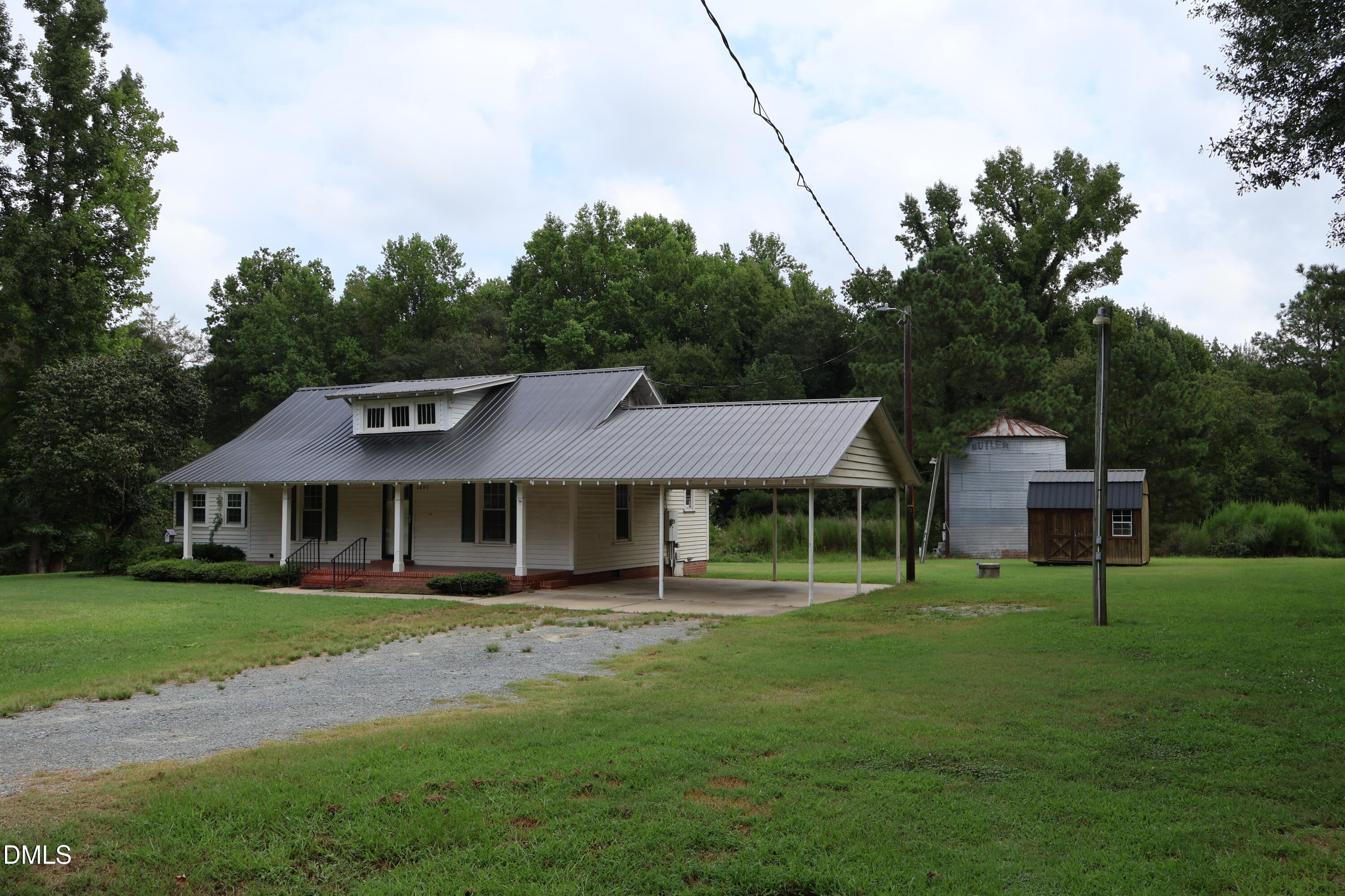 123 Holly Grove Road