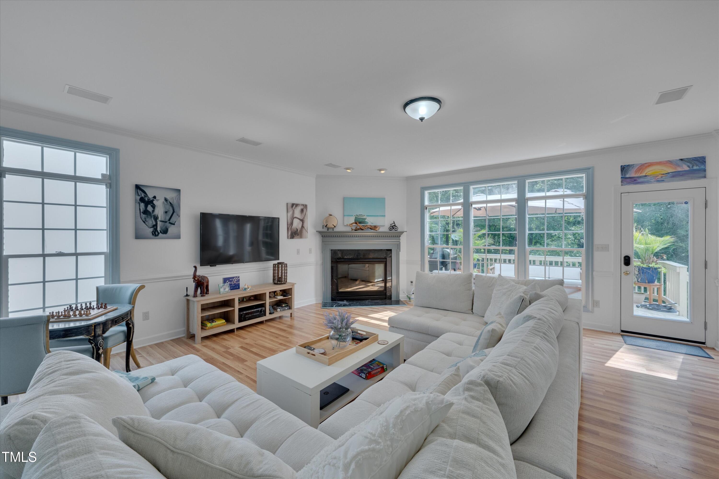 7 Monteith Court