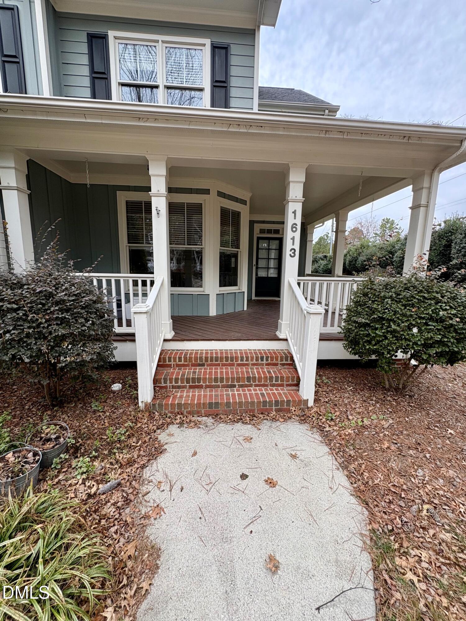 1613 Marshall Farm Street