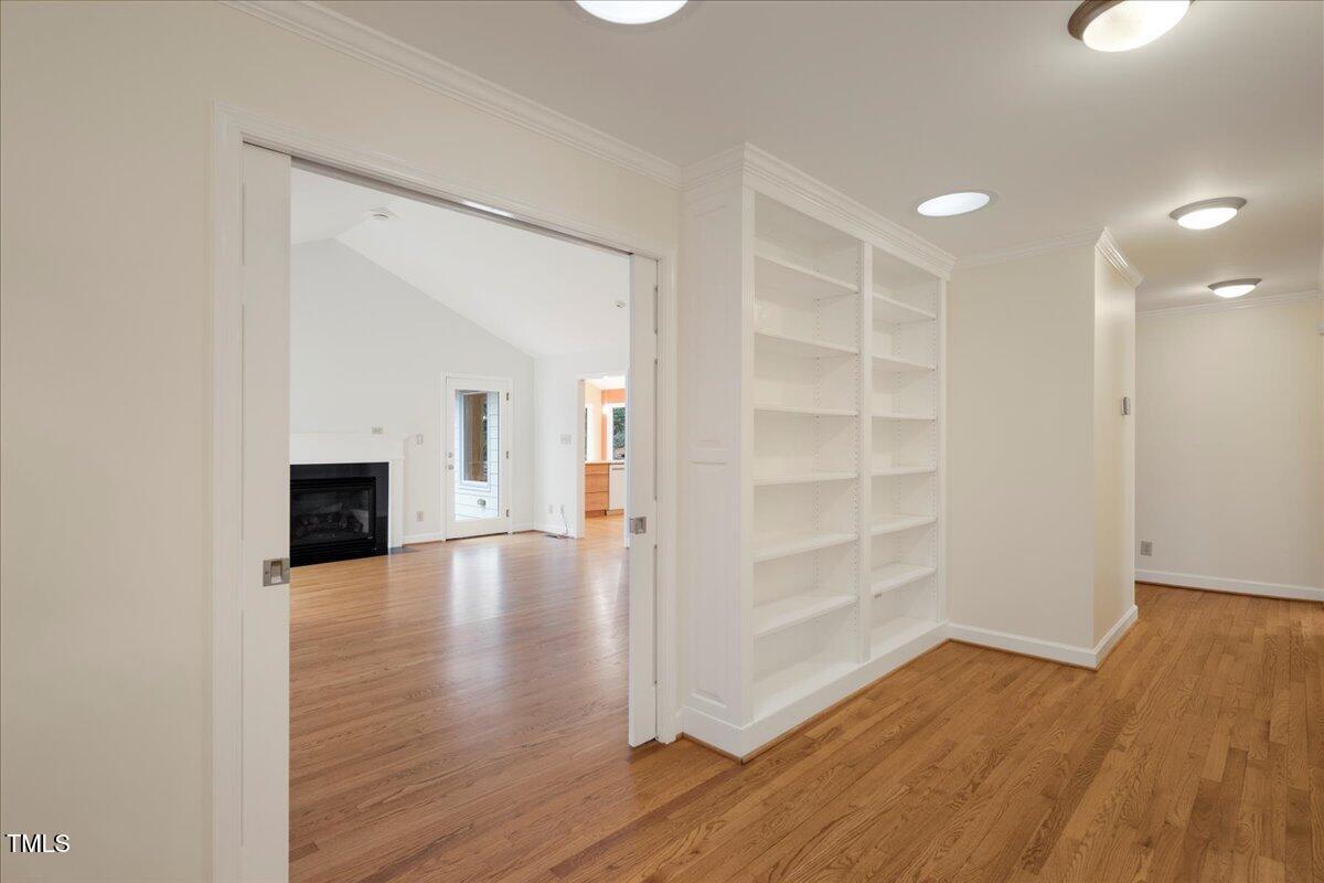 908 Glen Eden Drive
