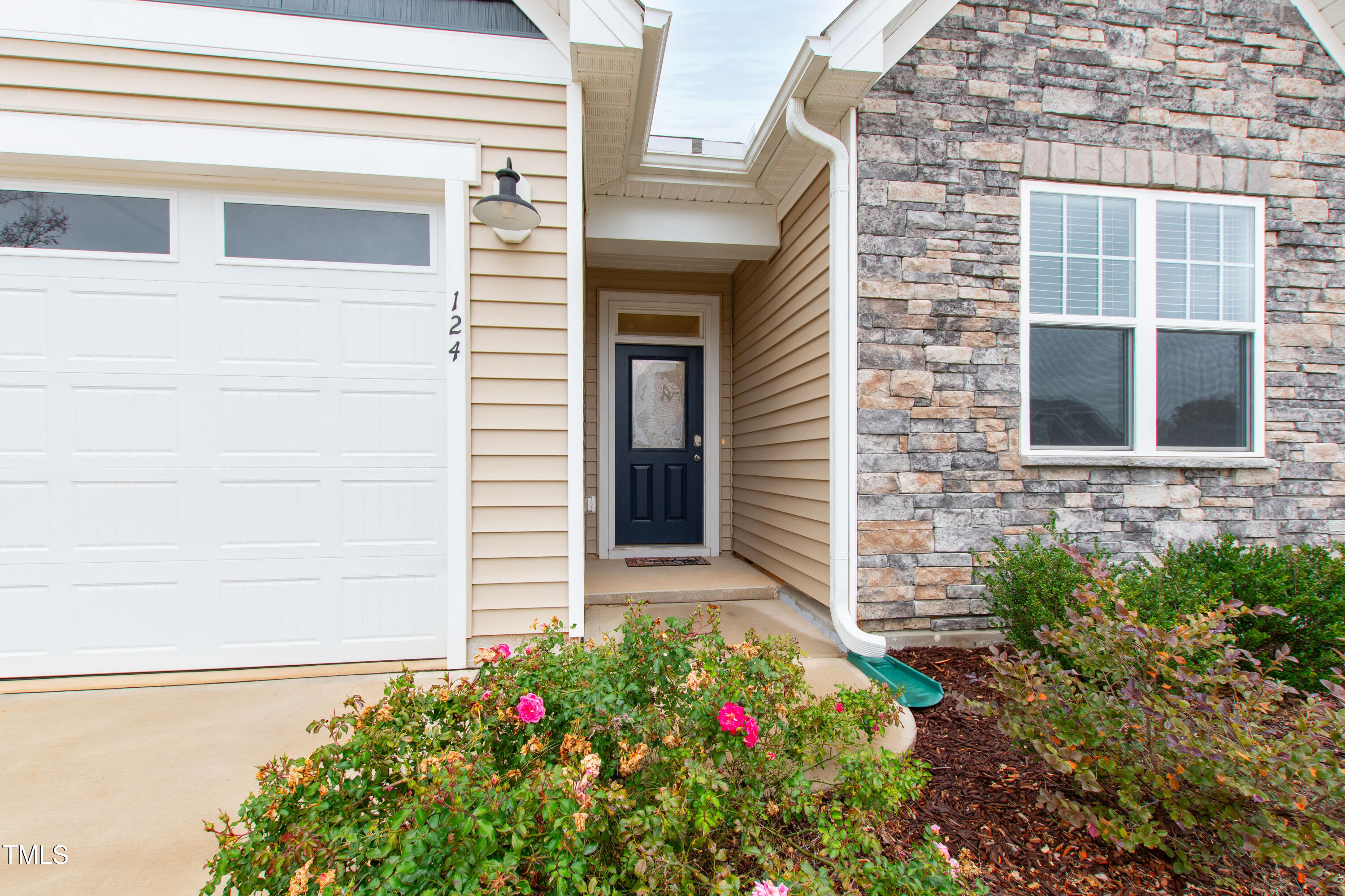 124 Alta Crest Lane