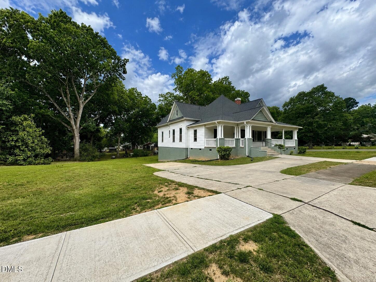 202 Forest Avenue