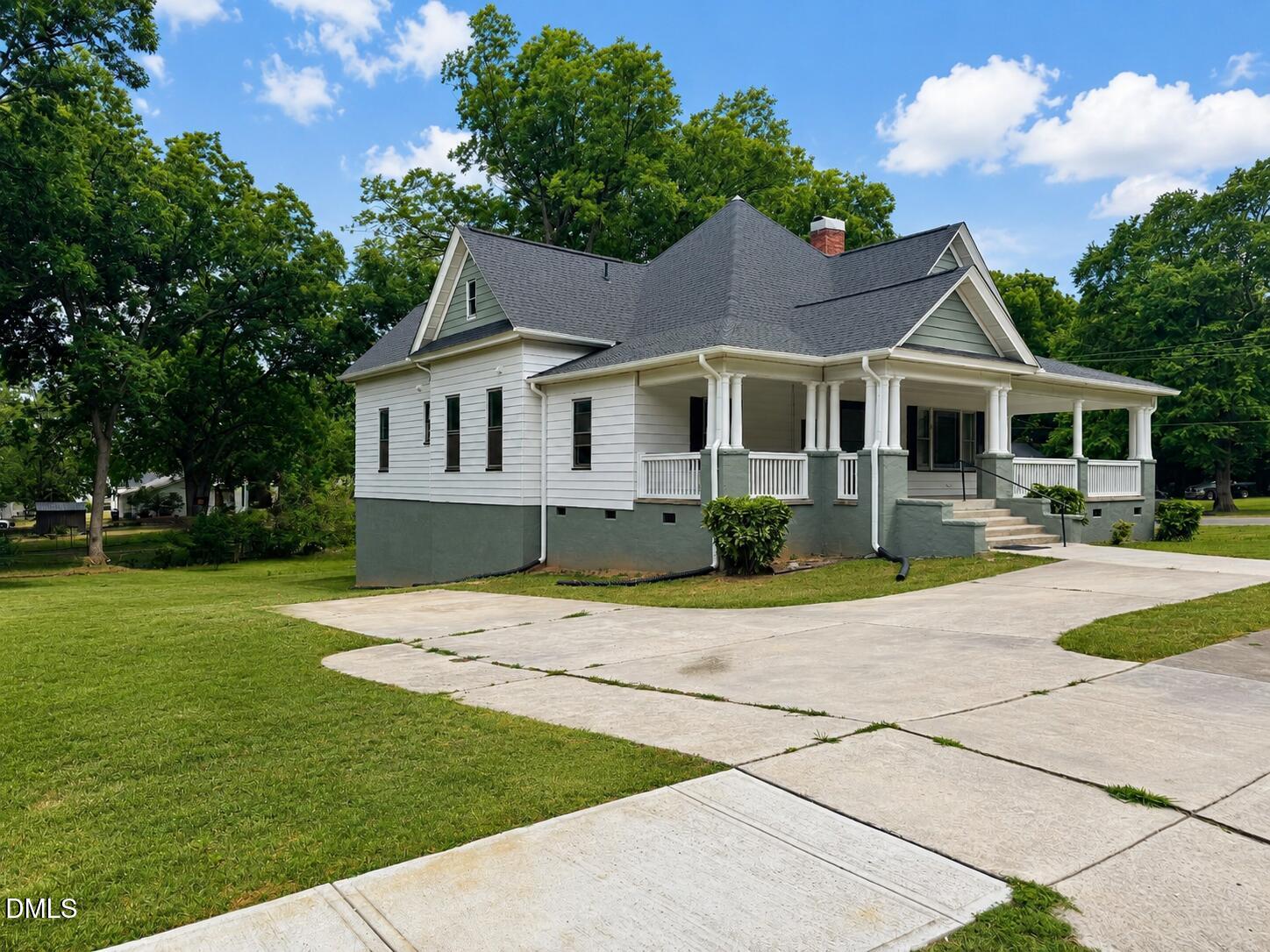 202 Forest Avenue