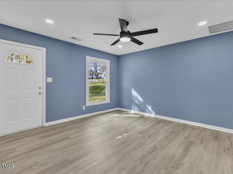 1017 E Club Boulevard