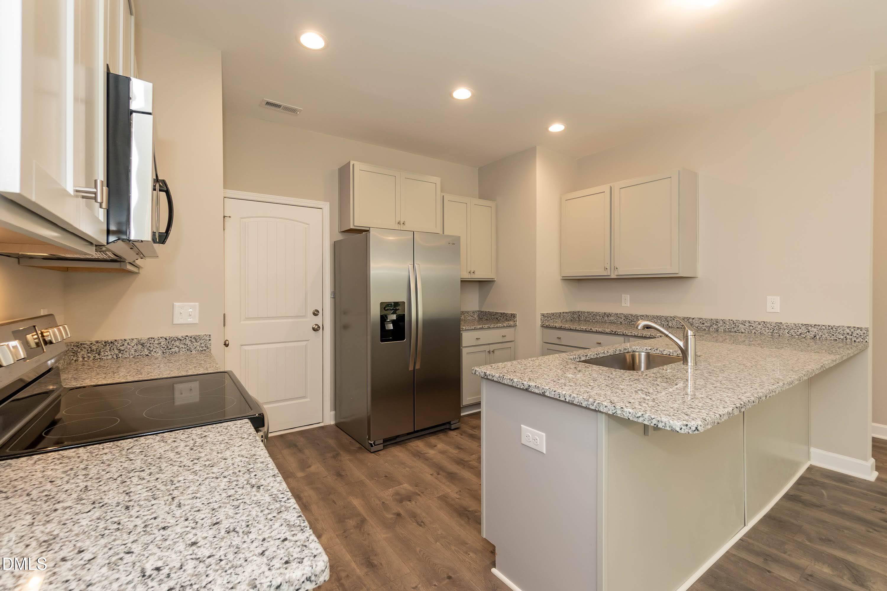 302-304 S Miller Avenue