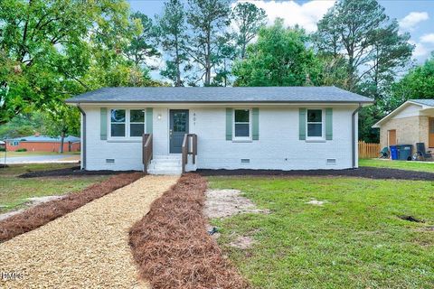 601 W Walnut Street Selma NC 27576