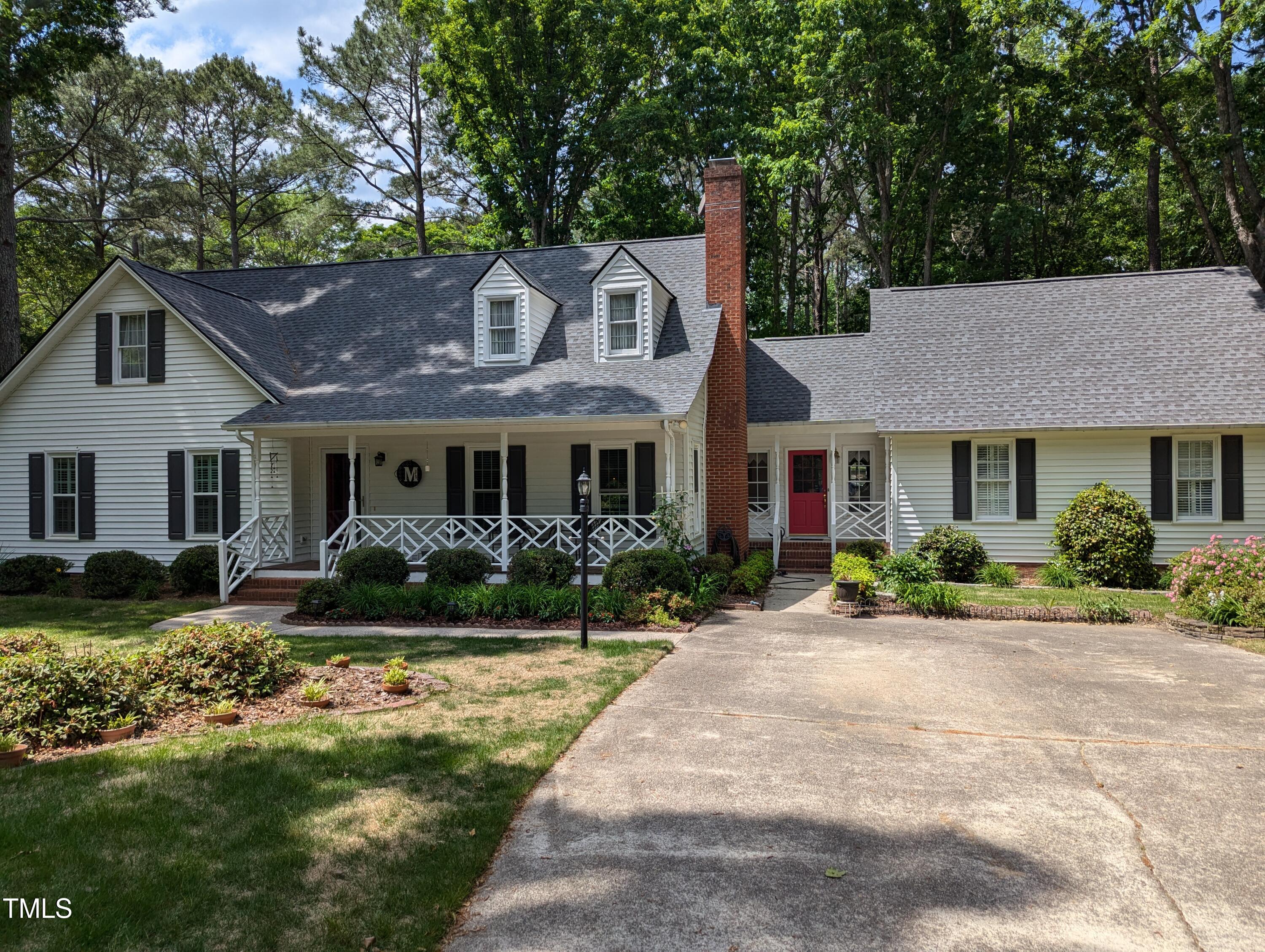 7401 Walnut Grove Lane