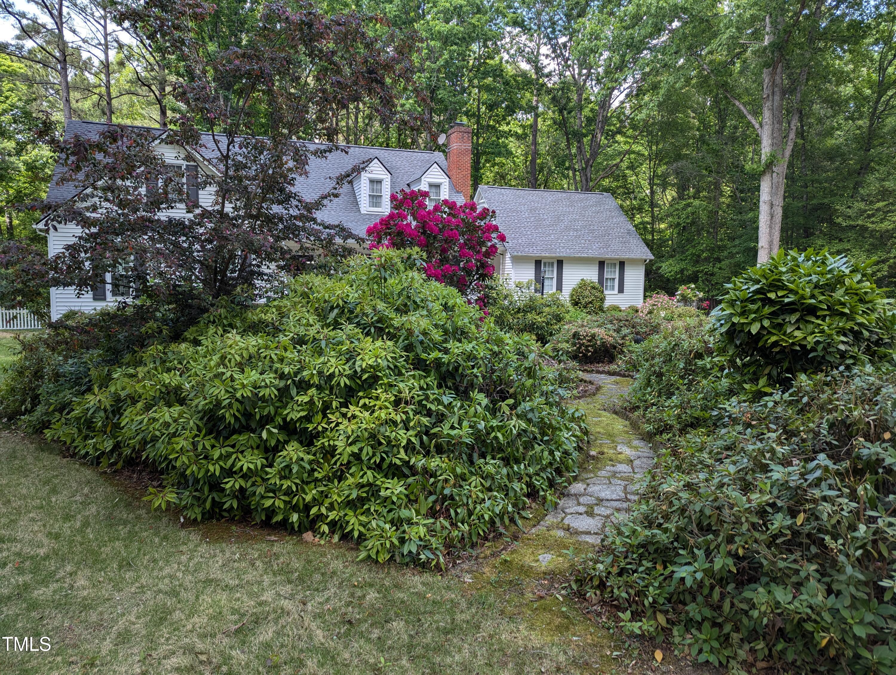 7401 Walnut Grove Lane