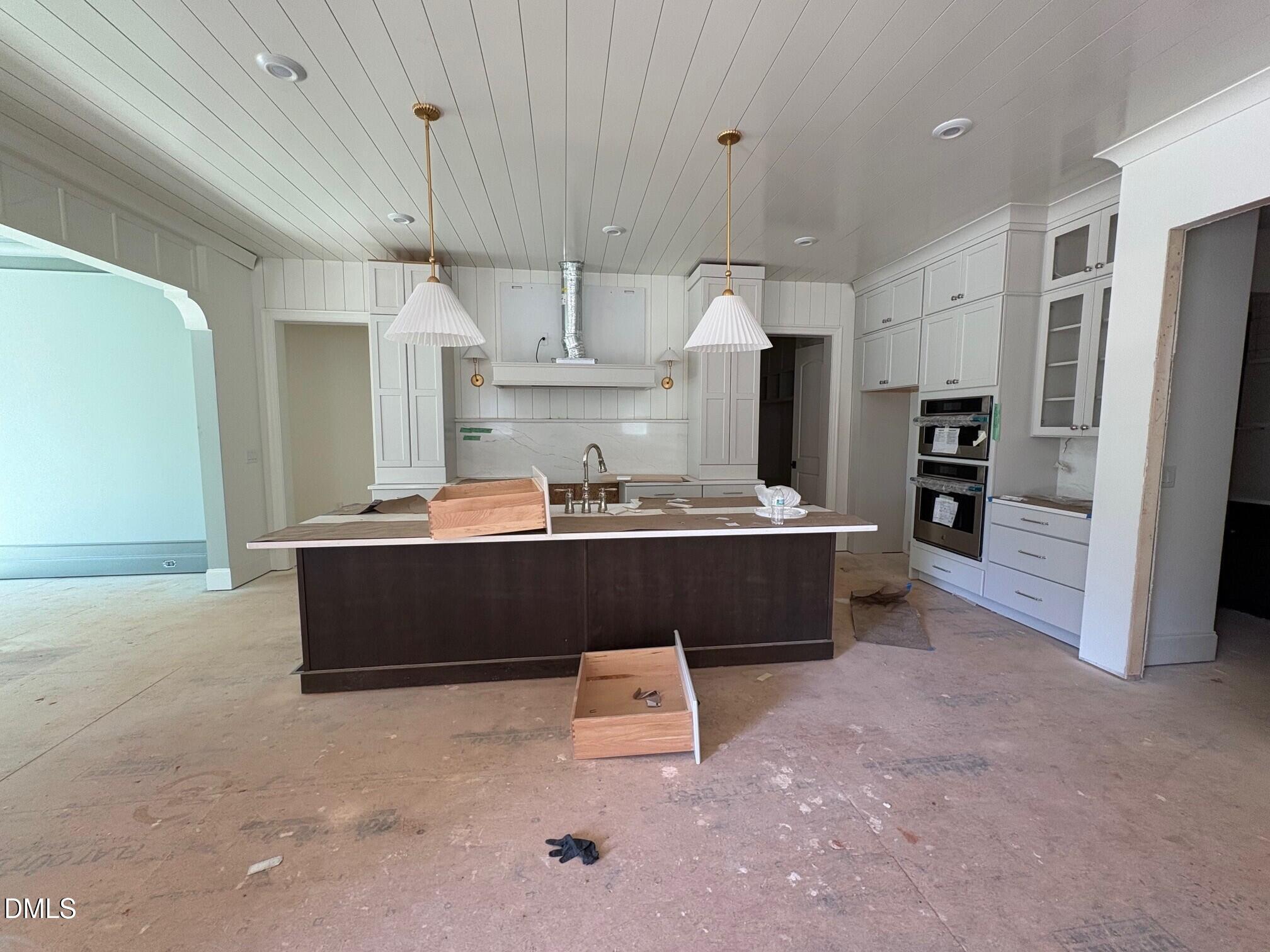 2104 Lowery Estates