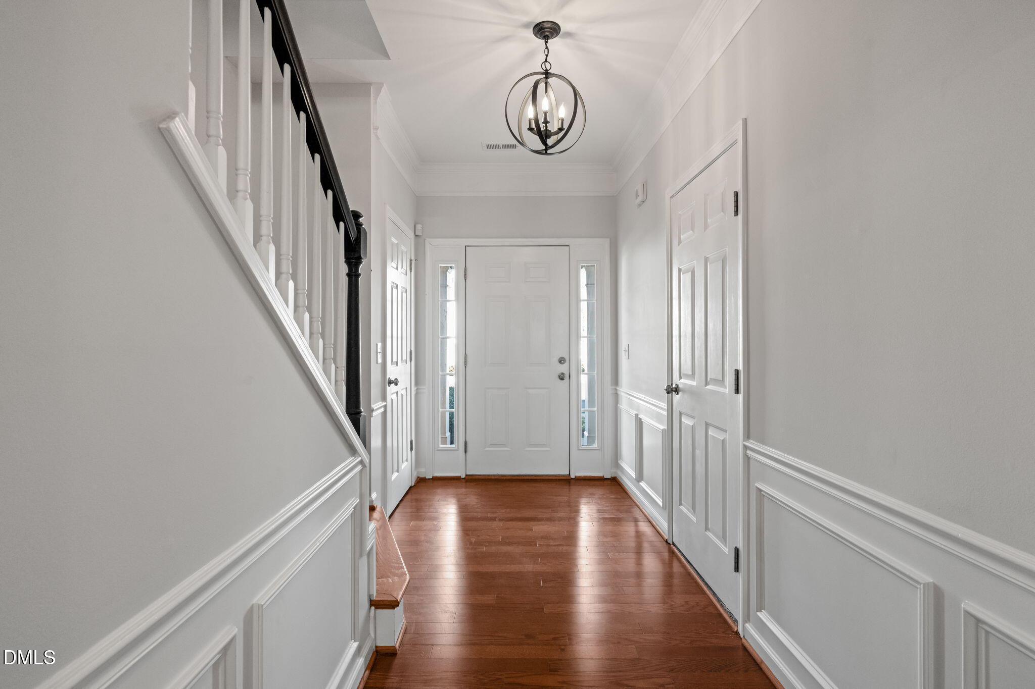 5529 Golden Arrow Lane