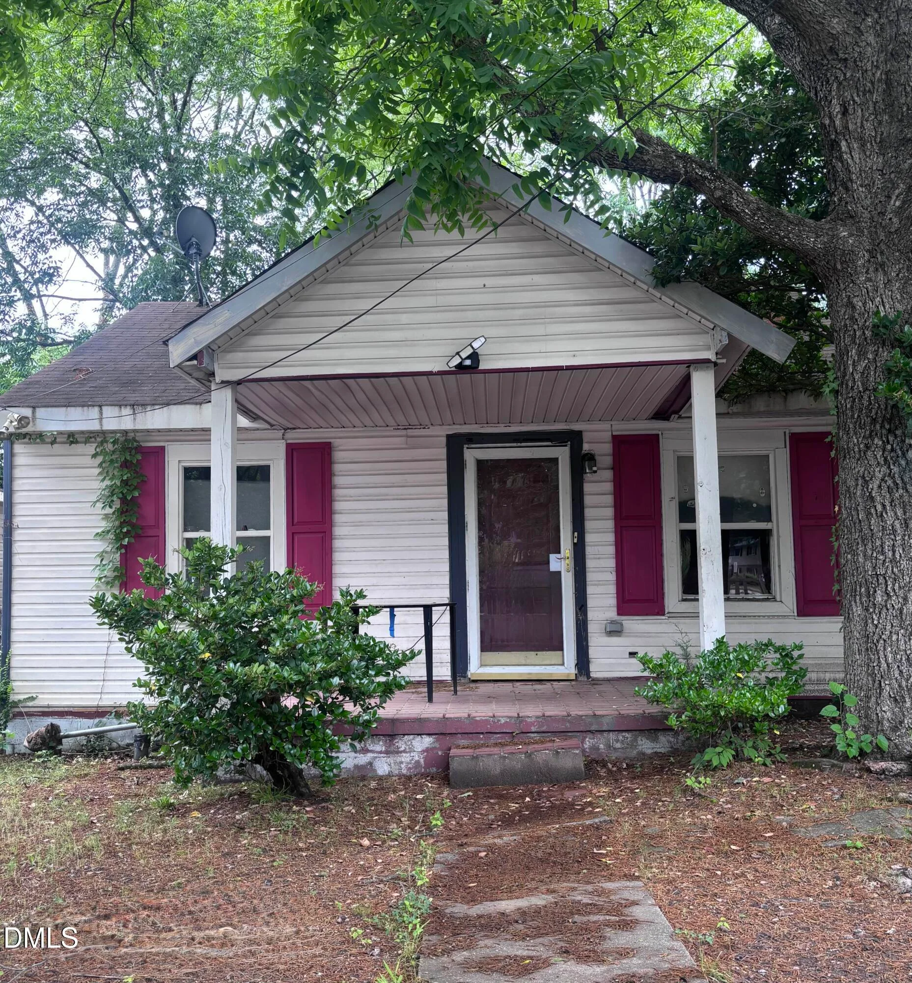 800 Vardaman Street