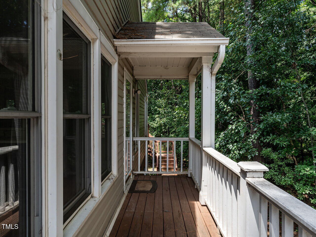 1616 Claiborne Court