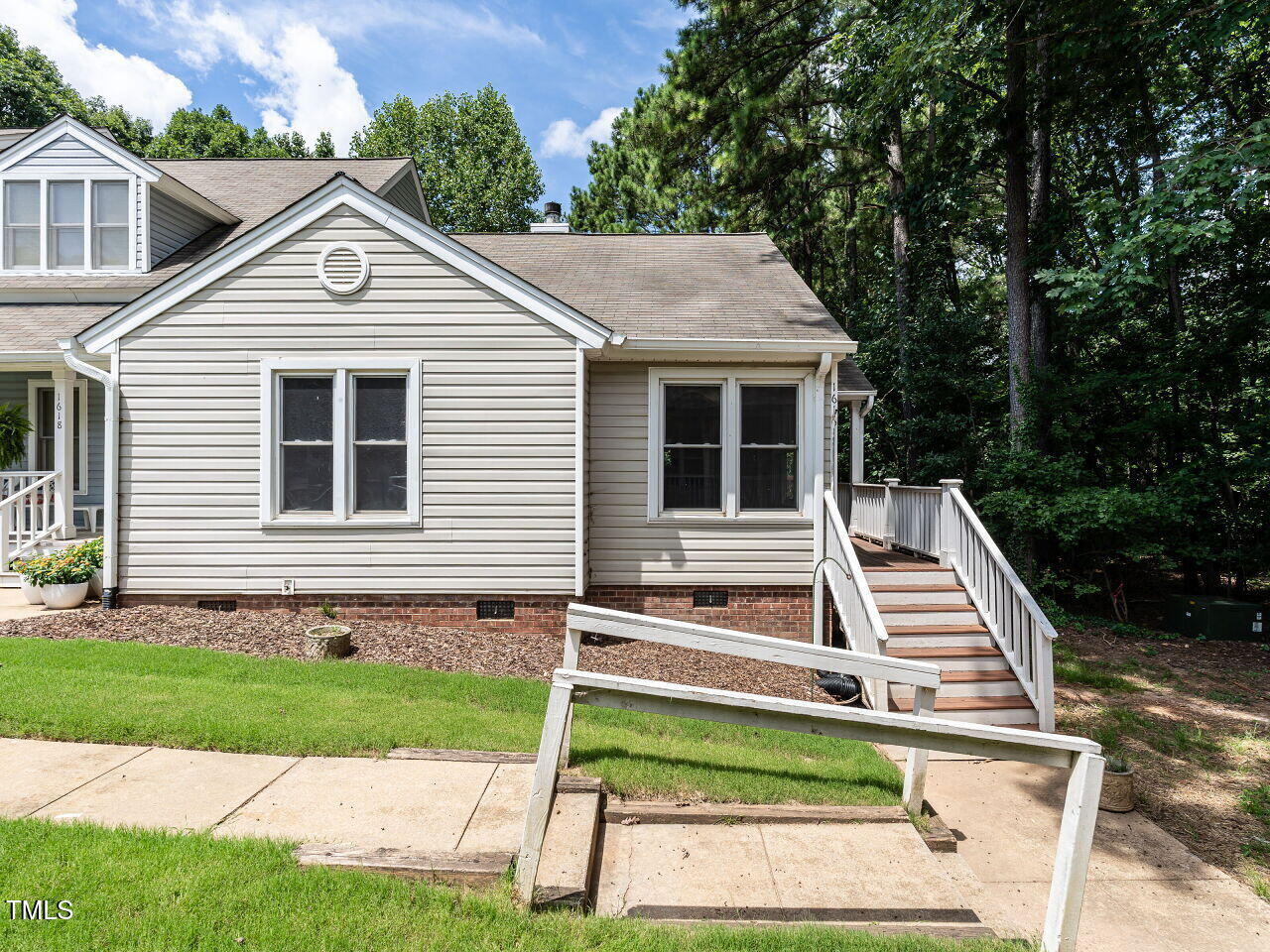 1616 Claiborne Court